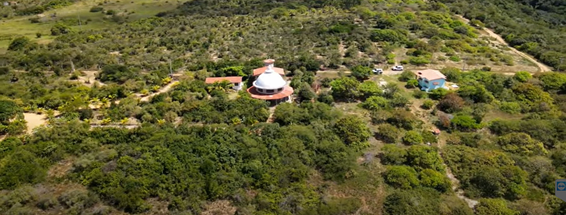 ASHRAM VISÃO DE CIMA GRANDE.png